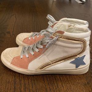 ShuShop High Top Star Sneakers